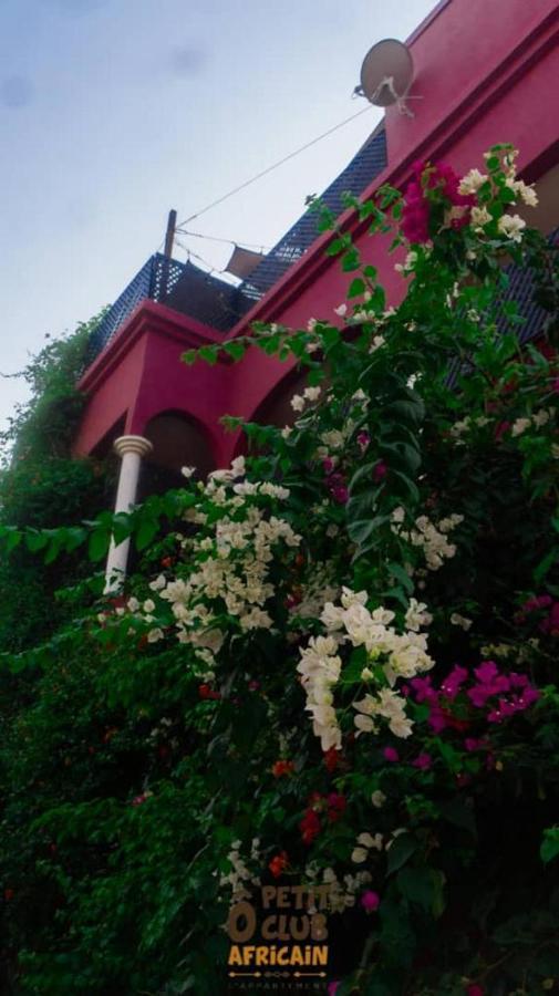 O Petit Club Africain Dakar Bed & Breakfast Exterior foto