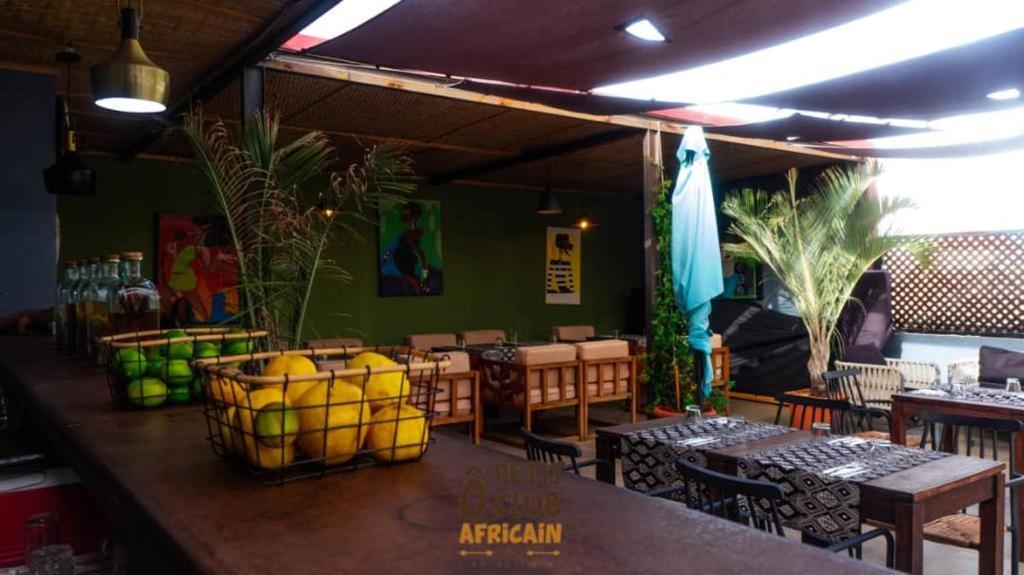 O Petit Club Africain Dakar Bed & Breakfast Exterior foto